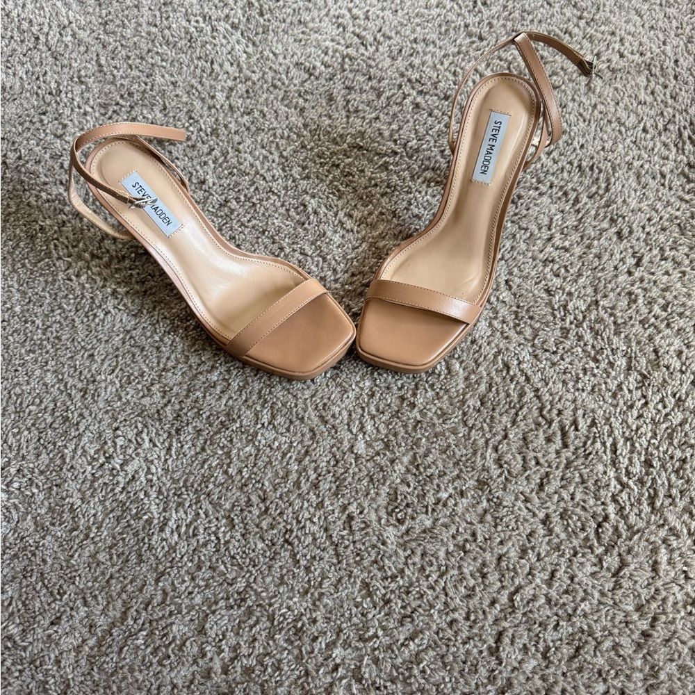 Steve Madden Tan Stiletto Heels